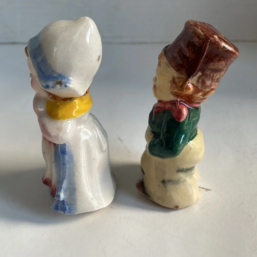 Antique Vintage Japan Hand Painted Dutch Boy & Girl Salt & Pepper Shakers